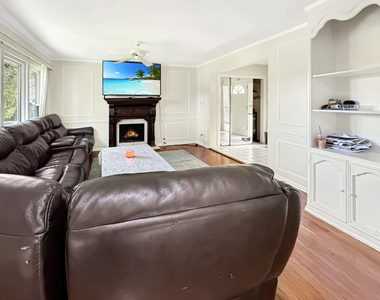 629 Barberry Road - Photo Thumbnail 3