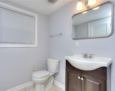 2374 Shamrock Drive - Photo Thumbnail 24