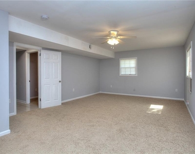 2374 Shamrock Drive - Photo Thumbnail 22