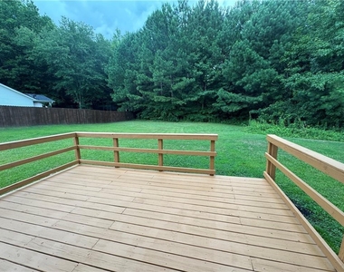 110 Cedar Bay Circle - Photo Thumbnail 9
