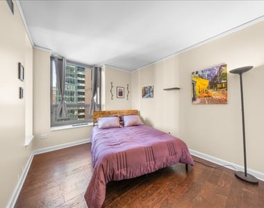 420 E Waterside Drive - Photo Thumbnail 11