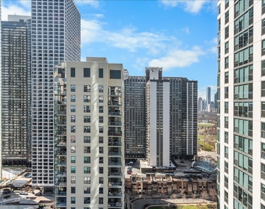 420 E Waterside Drive - Photo Thumbnail 16