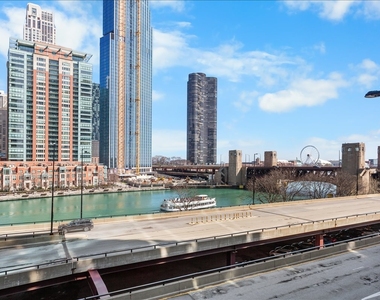 420 E Waterside Drive - Photo Thumbnail 30