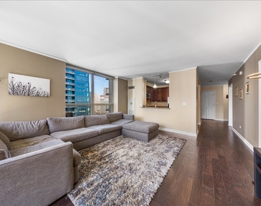 420 E Waterside Drive - Photo Thumbnail 5