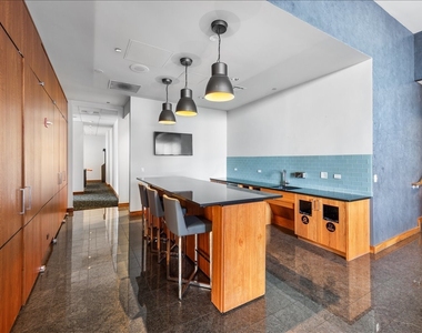 420 E Waterside Drive - Photo Thumbnail 22