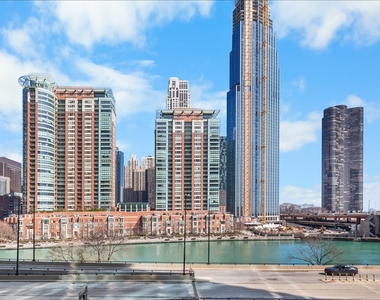 420 E Waterside Drive - Photo Thumbnail 32