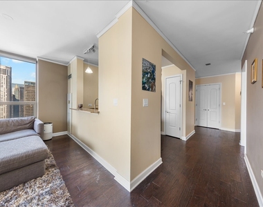 420 E Waterside Drive - Photo Thumbnail 9
