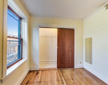 4229 N Ashland Avenue - Photo Thumbnail 15