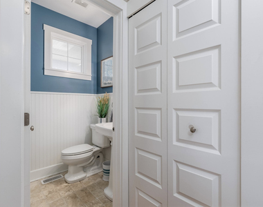 7 Windward Way - Photo Thumbnail 19