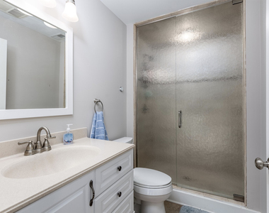 7 Windward Way - Photo Thumbnail 33
