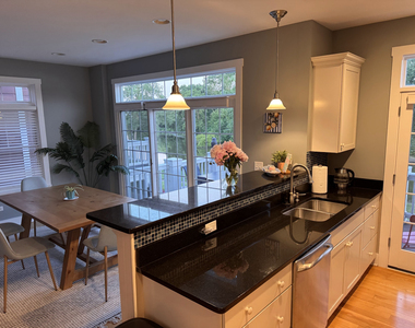 7 Windward Way - Photo Thumbnail 18