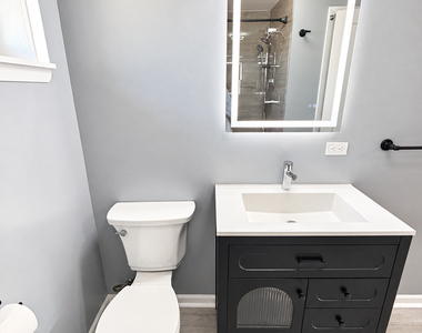 529 E Lincoln Street - Photo Thumbnail 19