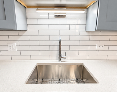529 E Lincoln Street - Photo Thumbnail 10