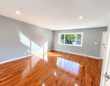 529 E Lincoln Street - Photo Thumbnail 4