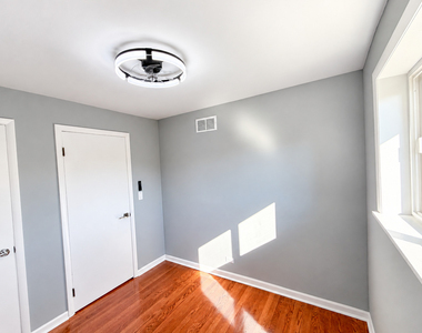 529 E Lincoln Street - Photo Thumbnail 17