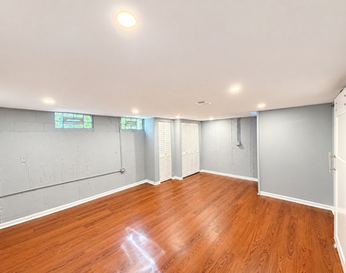 529 E Lincoln Street - Photo Thumbnail 22