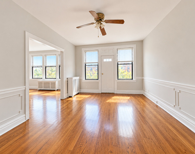 5453 S Everett Avenue - Photo Thumbnail 1