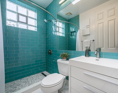 942 W Hubbard Street - Photo Thumbnail 22