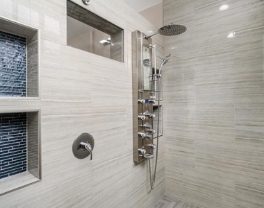 942 W Hubbard Street - Photo Thumbnail 18