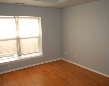 410 W Mahogany Court - Photo Thumbnail 11