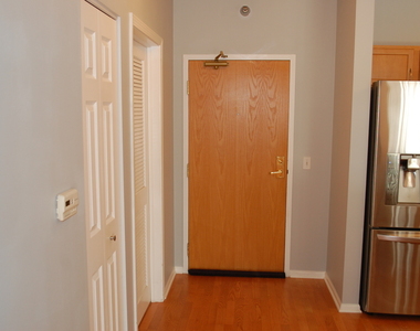 410 W Mahogany Court - Photo Thumbnail 1
