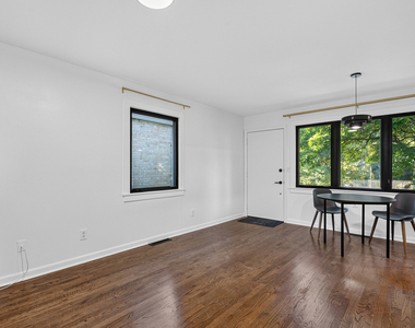 1622 Dempster Street - Photo Thumbnail 10