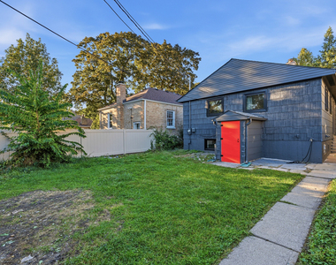 1622 Dempster Street - Photo Thumbnail 34