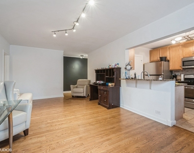 1224 W Chase Avenue - Photo Thumbnail 2