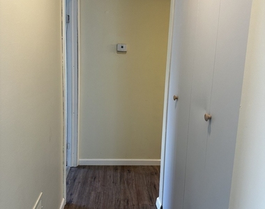 451 James Court - Photo Thumbnail 4
