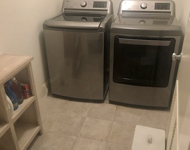 1512 W Wilson Avenue - Photo Thumbnail 16