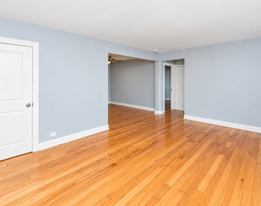 227 Custer Avenue - Photo Thumbnail 3