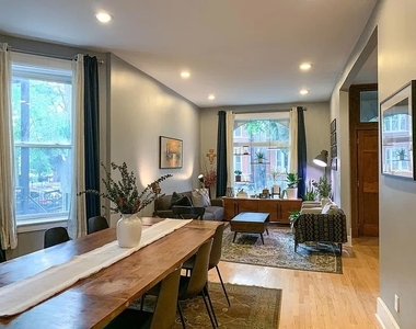 1409 N Campbell Avenue - Photo Thumbnail 3