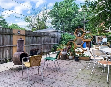 1409 N Campbell Avenue - Photo Thumbnail 12