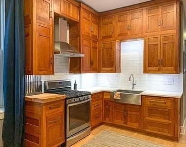 1409 N Campbell Avenue - Photo Thumbnail 1