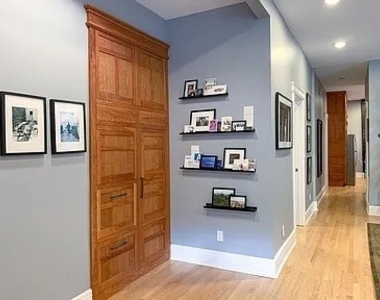 1409 N Campbell Avenue - Photo Thumbnail 7
