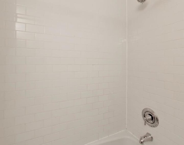 907 Curtiss Street - Photo Thumbnail 14
