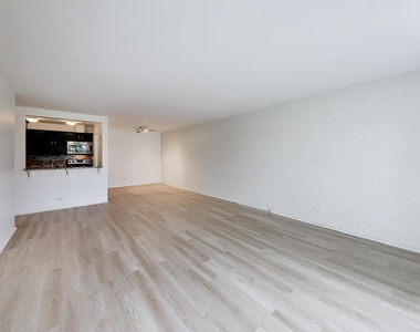 907 Curtiss Street - Photo Thumbnail 8