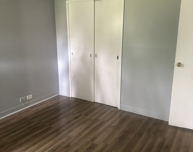353 Westgate Drive - Photo Thumbnail 19