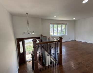 1230 Durham Drive - Photo Thumbnail 6