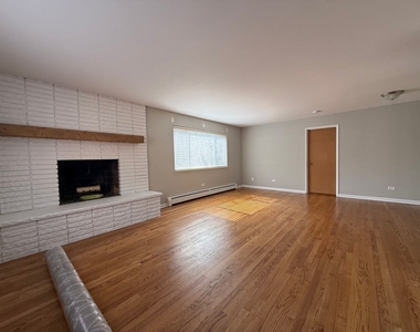 950 Washington Boulevard - Photo Thumbnail 6