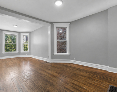 4319 W Jackson Boulevard - Photo Thumbnail 5