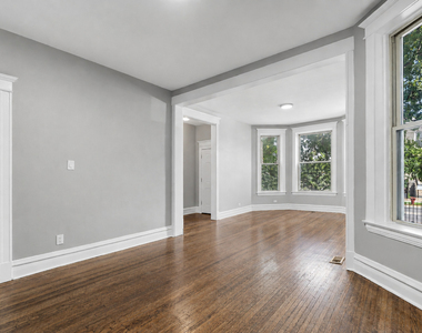 4319 W Jackson Boulevard - Photo Thumbnail 6