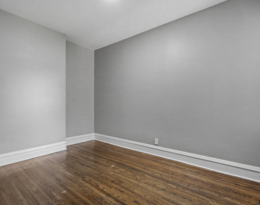 4319 W Jackson Boulevard - Photo Thumbnail 9