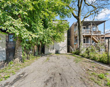 4319 W Jackson Boulevard - Photo Thumbnail 15