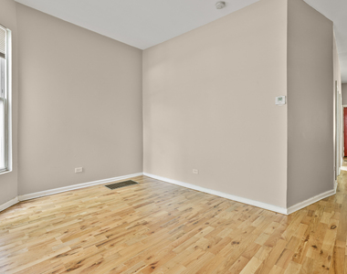 3344 W Fulton Boulevard - Photo Thumbnail 5