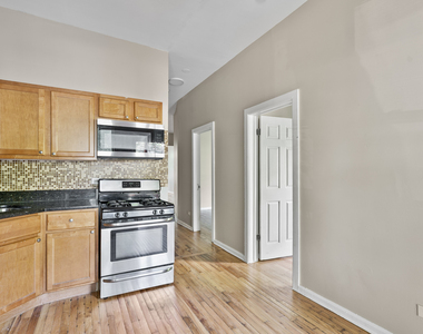 3344 W Fulton Boulevard - Photo Thumbnail 13