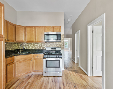 3344 W Fulton Boulevard - Photo Thumbnail 14