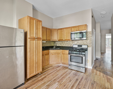 3344 W Fulton Boulevard - Photo Thumbnail 12