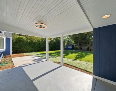 3309 Meadow Lane - Photo Thumbnail 19