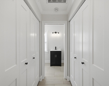 3309 Meadow Lane - Photo Thumbnail 7